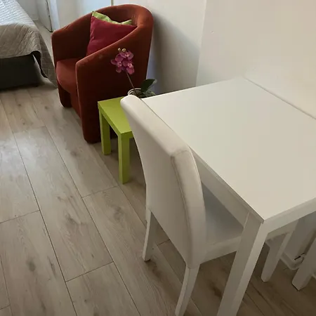 Budget Single Old Town Hostel Košice